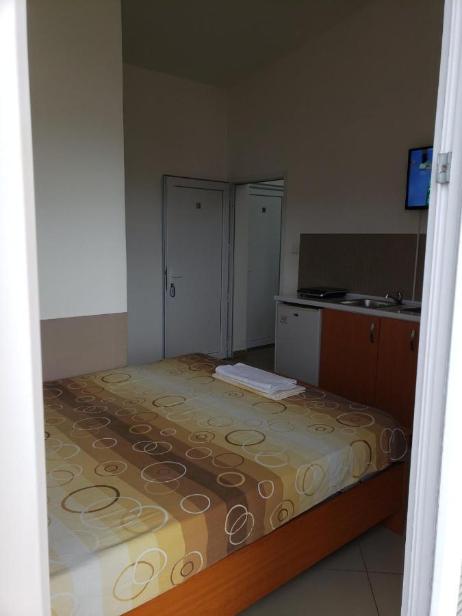 Apartments Petricevic Sutomore Esterno foto